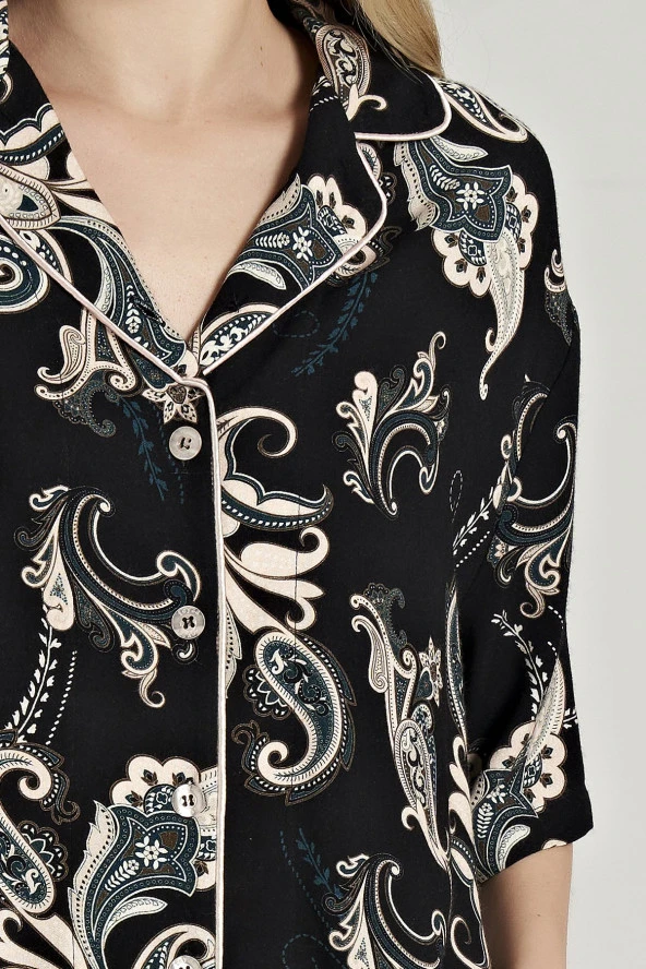 Kadın Pamuklu Şal Desenli Önden Düğmeli V Yaka Pijama Takımı - 7