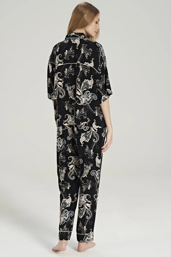 Kadın Pamuklu Şal Desenli Önden Düğmeli V Yaka Pijama Takımı - 10