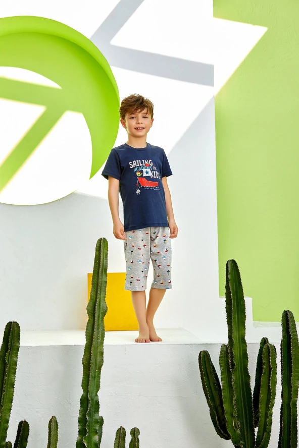Erkek Çocuk Sandal Desenli Şortlu Pijama Takımı - 3