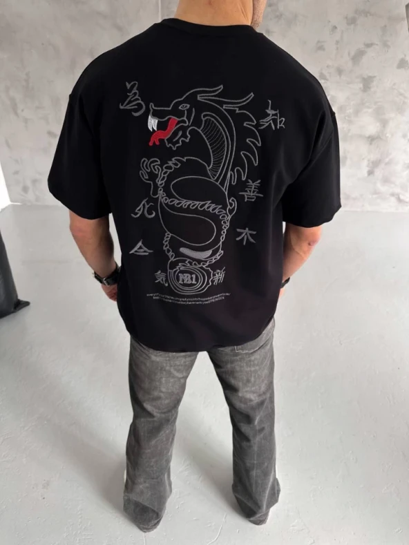 Unisex Nakışlı Oversize T-Shirt - Siyah