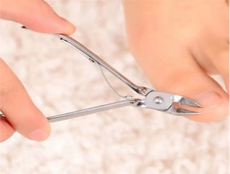 İnce Uçlu Manikür Pensi - 6