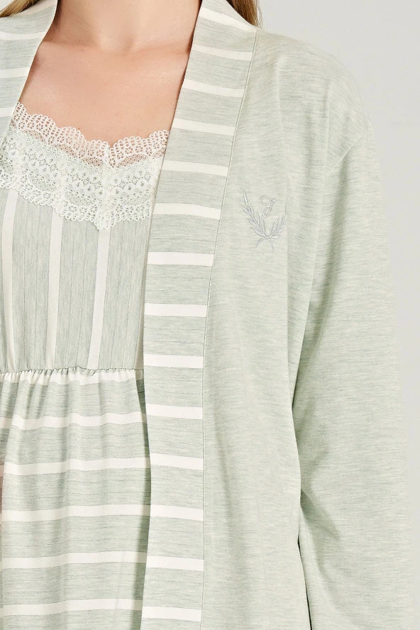 Kadın Kahve Renkli Çizgi Desenli İp Askılı Yakası Dantel Detaylı 3'lü Belden Kuşaklı Pijama Takımı - 3