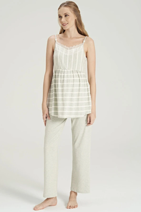 Kadın Kahve Renkli Çizgi Desenli İp Askılı Yakası Dantel Detaylı 3'lü Belden Kuşaklı Pijama Takımı - 4