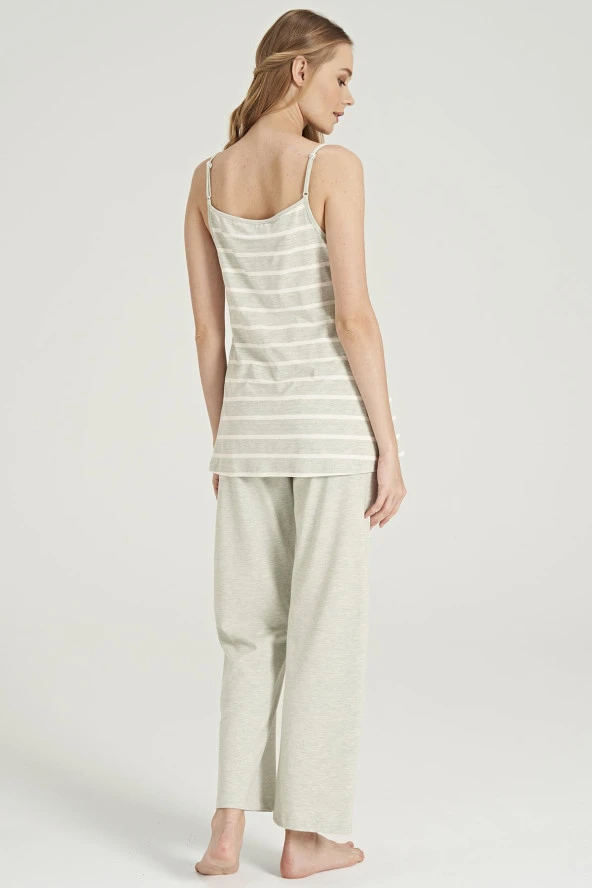 Kadın Kahve Renkli Çizgi Desenli İp Askılı Yakası Dantel Detaylı 3'lü Belden Kuşaklı Pijama Takımı - 7