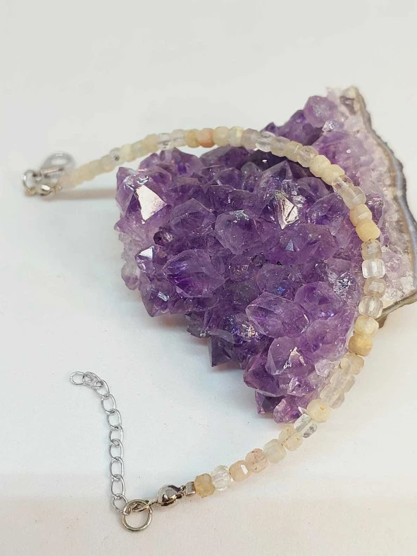 Güneş Taşı Küp Şekilli 3mm Bileklik (45318) ürün görseli