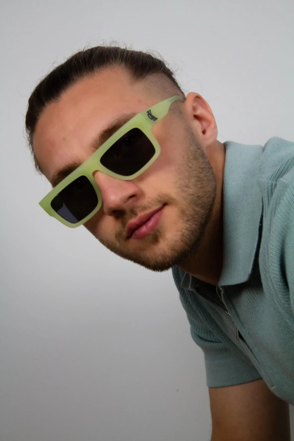 Calvin Klein Jeans CKJ23642S 745 Unisex Güneş Gözlüğü - Resim 2