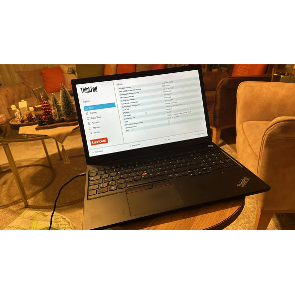 Lenovo ThinkPad E15 20RD0067TX i5-10210U 1.60GHz 8GB 512GB SSD 15.6 Full HD WİN10 Notebook
