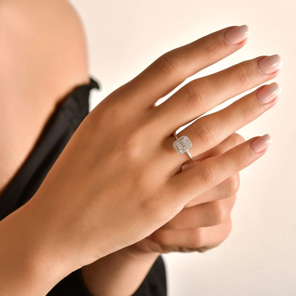 14k Beyaz Altın Baget Taşlı Yüzük - Resim 2