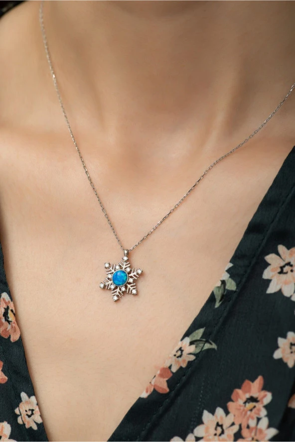 925 Ayar Opal Taşlı Kartanesi Kadın Gümüş Kolye ürün görseli