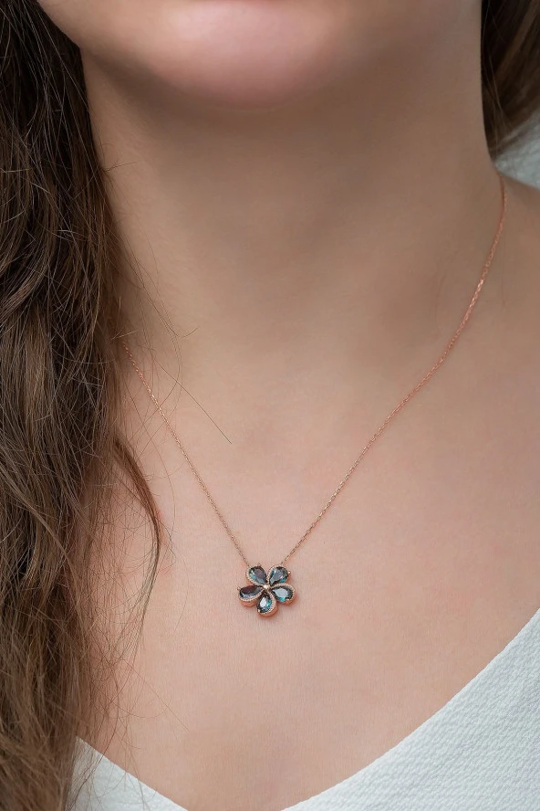 925 Ayar Mistik Topaz Taşlı Çiçek Kadın Gümüş Kolye - Resim 2