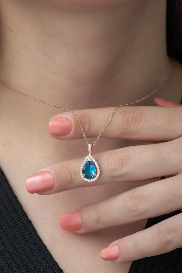 925 Ayar Aquamarin Taşlı Damla Tektaş Kolye Kadın Gümüş Kolye ürün görseli