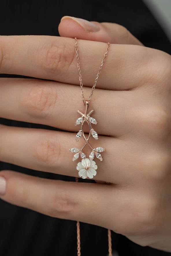 925 Ayar Manolya Çiçeği Kolye Kadın Gümüş Kolye - Resim 2