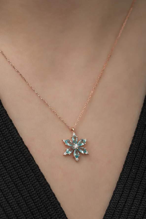 925 Ayar Aquamarin Taşlı Çiçek Kolye Kadın Gümüş Kolye ürün görseli