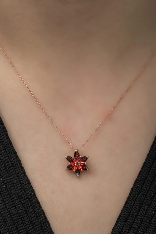 925 Ayar Kırmızı Lotus Çiçeği Kolye Kadın Gümüş Kolye - Resim 3