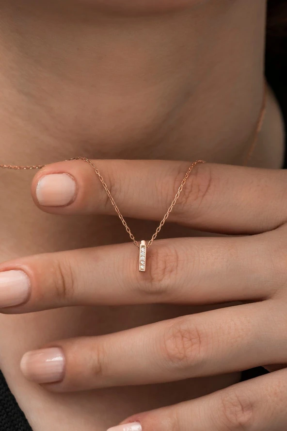 925 Ayar Harf Kolye 3 Boyutlu İ Harfi Kadın Gümüş Kolye ürün görseli