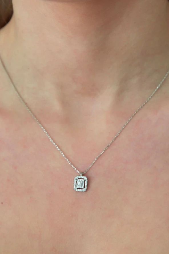 925 Ayar Baget Taşlı Tektaş Kolye Kadın Gümüş Kolye - Resim 3