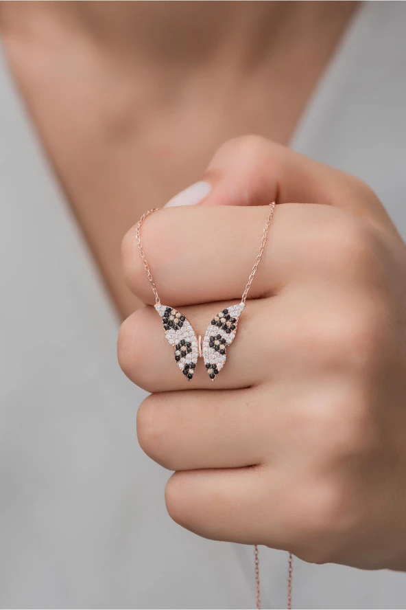 925 Ayar Gümüş Leopar Desenli Kelebek Kolye ürün görseli