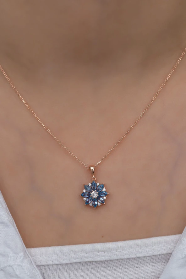 925 Ayar Gümüş Aquamarin Taşlı Lotus Çiçeği Kolye - Resim 3