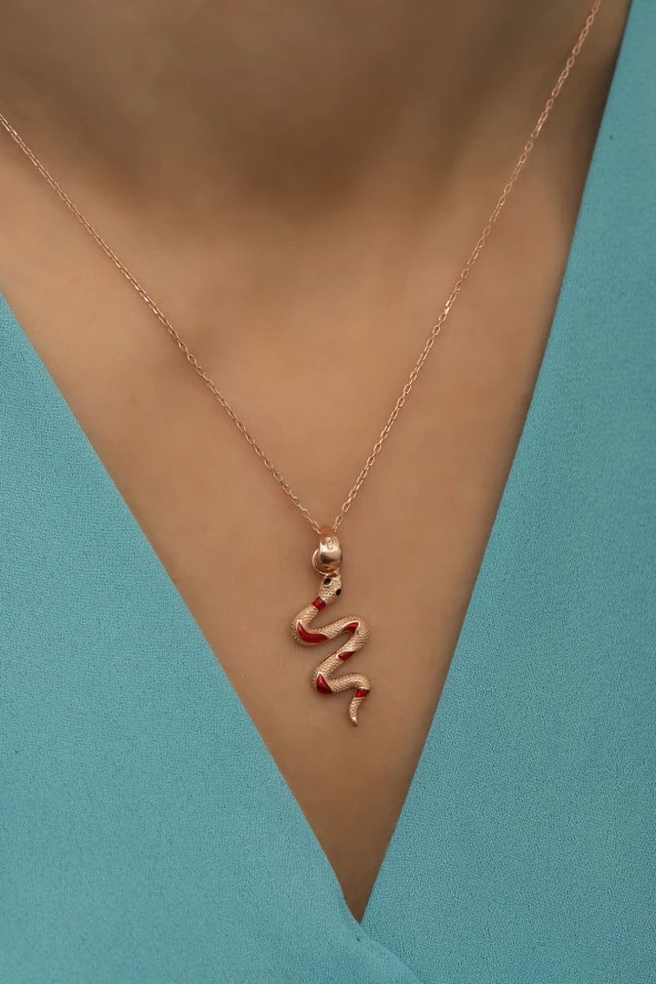 925 Ayar Gümüş Kırmızı Mineli Yılan Kolye ürün görseli
