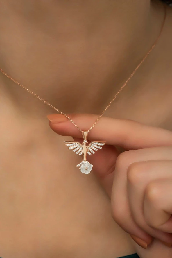 925 Ayar Gümüş Manolya Çiçeği Güvercin Kolye ürün görseli