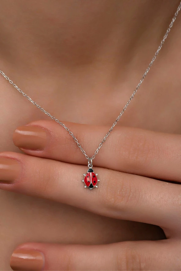 925 Ayar Gümüş Rodyumlu Minik Kırmızı Mineli Uğur Böceği Kolye ürün görseli