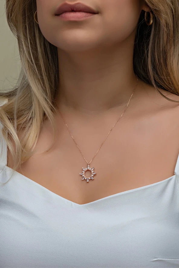 925 Ayar Gümüş Rose Baget Taşlı Güneş Tasarım Kolye ürün görseli