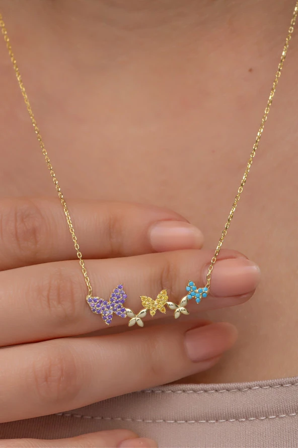 925 Ayar Gümüş Gold Kaplama Sıralı Uçuşan Kelebekler Kolye ürün görseli