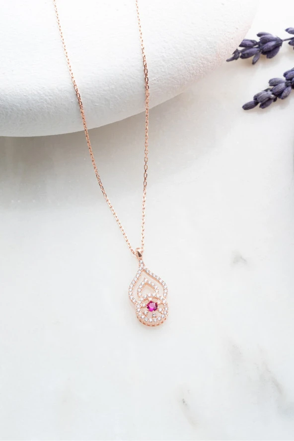 925 Ayar Gümüş Kırmızı Yuvarlak Zirkon Taşlı Tasarım Kolye ürün görseli