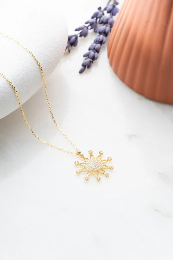 925 Ayar Gümüş Gold Zirkon Taşlı Güneş Model Kolye ürün görseli