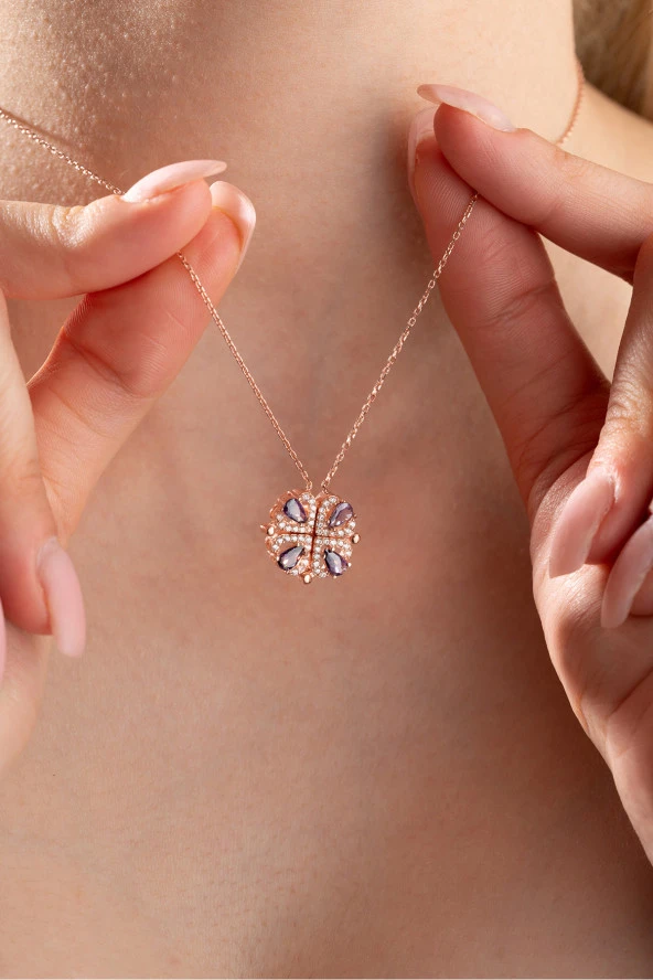 925 Ayar Gümüş Mıknatıslı Ayrılabilir Mor Zirkon Taşlı 4 Kalpli Yonca Kolye ürün görseli