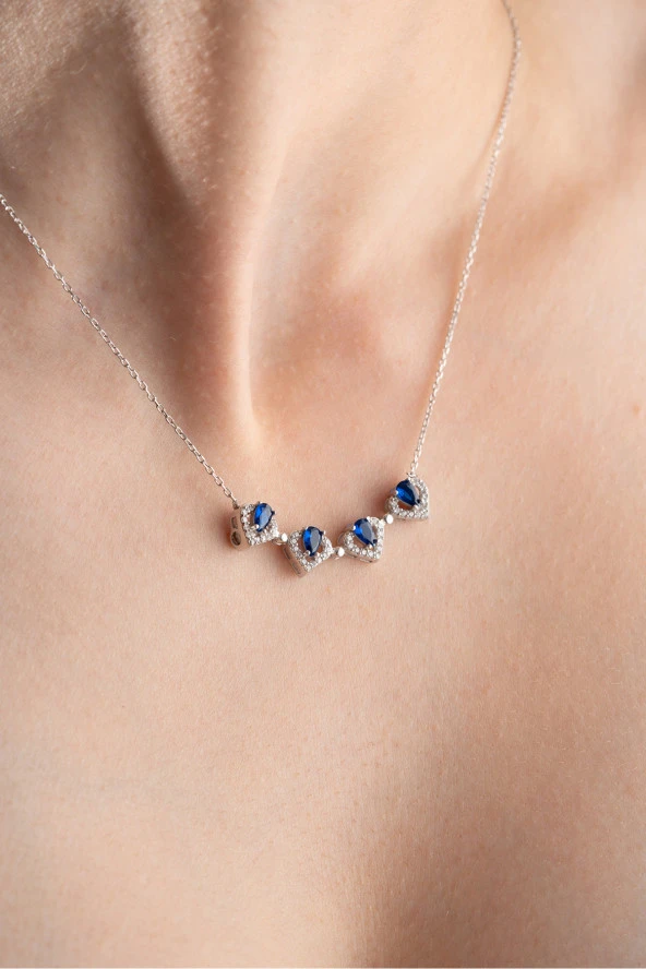 925 Ayar Gümüş Mıknatıslı Ayrılabilir Rodyumlu Mavi Zirkon Taşlı 4 Kalpli Yonca Kolye ürün görseli