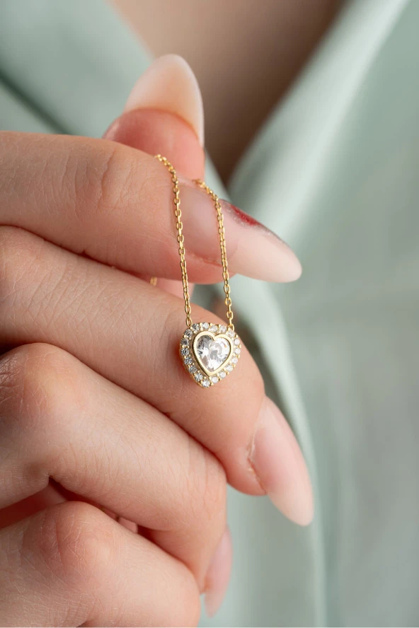 925 Ayar Gümüş Gold Kaplama Beyaz Taşlı Kalp Kolye ürün görseli