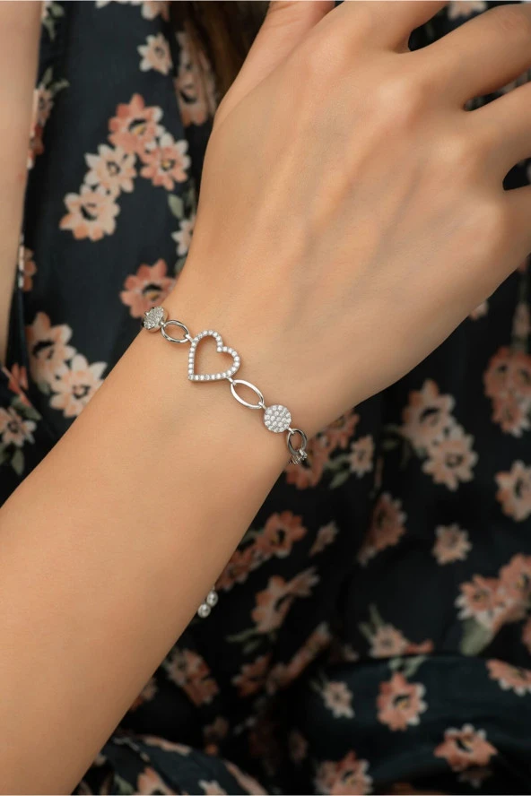 925 Ayar Gümüş Asansörlü Kalp Kadın Gümüş Bileklik ürün görseli