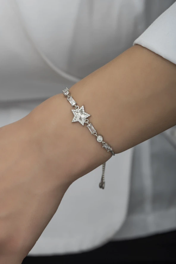 925 Ayar Gümüş Asansörlü Baget Taşlı Yıldız Bileklik ürün görseli
