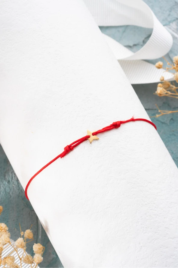925 Ayar Gümüş Rose Kırmızı İpli Ayarlanabilir Minik Yıldız Makrome Bileklik ürün görseli