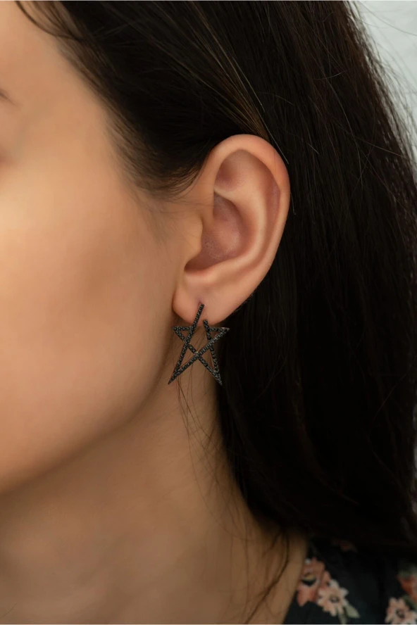 925 Ayar Siyah Yıldız Çift Küpe Kadın Gümüş Küpe ürün görseli