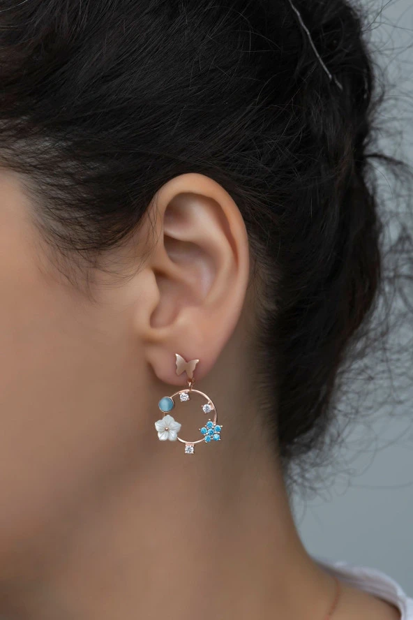 925 Ayar Gümüş Bahar Çiçekleri Manolya Çiçeği Küpe ürün görseli