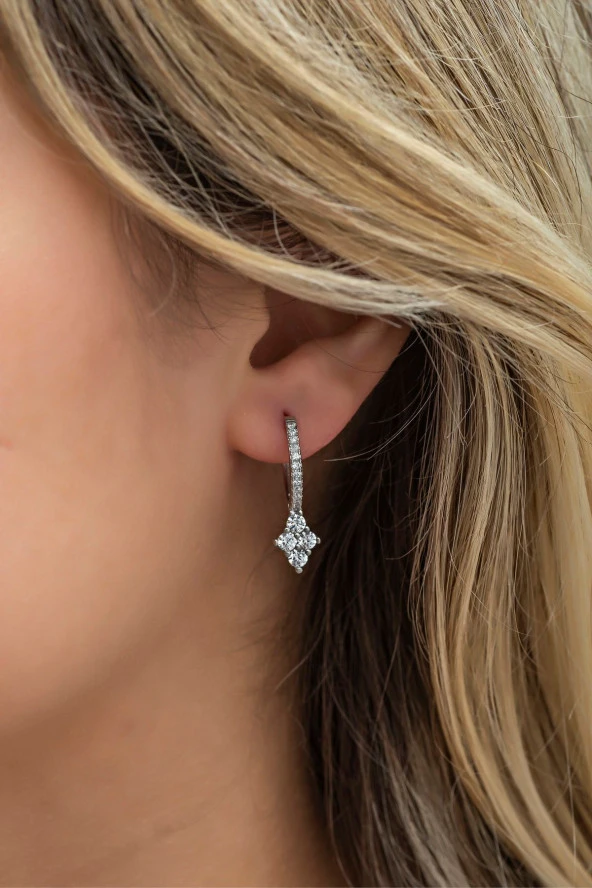 925 Ayar Gümüş Rodyumlu Tamtur 4 Taşlı Tasarım Küpe ürün görseli