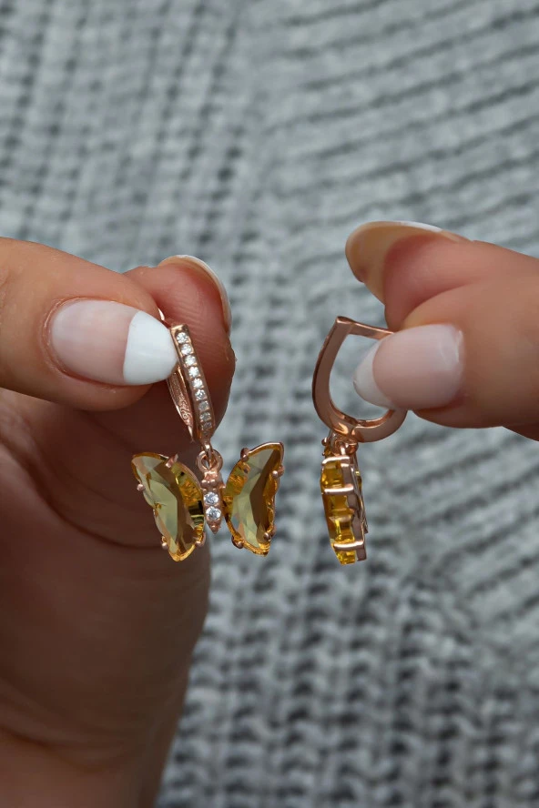 925 Ayar Gümüş Sarı Taşlı Sallantılı Kelebek Küpe ürün görseli