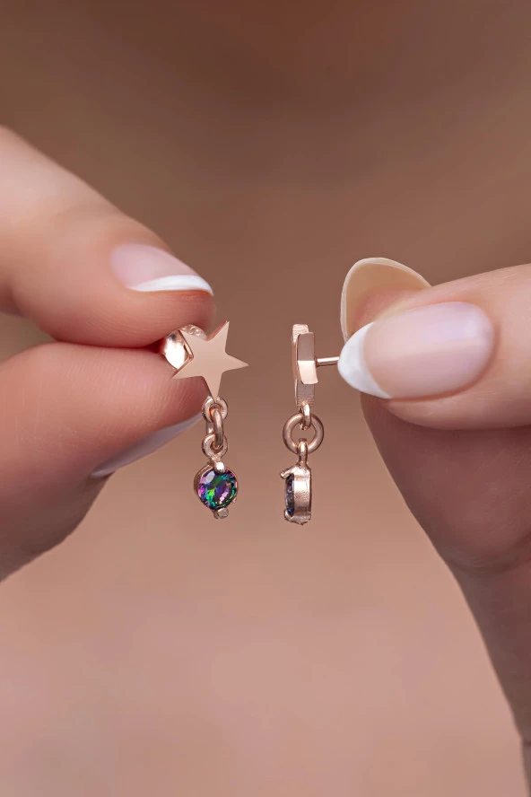 925 Ayar Gümüş Yıldız Detay Sallantılı Minik Mistik Topaz Taşlı Küpe ürün görseli