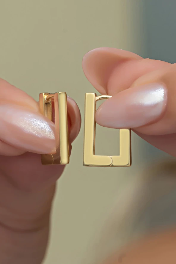 925 Ayar Gümüş Gold Kaplama Taşsız Dikdörtgen Küpe ürün görseli