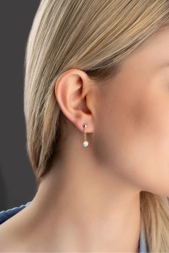 925 Ayar Gümüş Gold Kaplama Sallantılı Minimal Tektaş Küpe ürün görseli