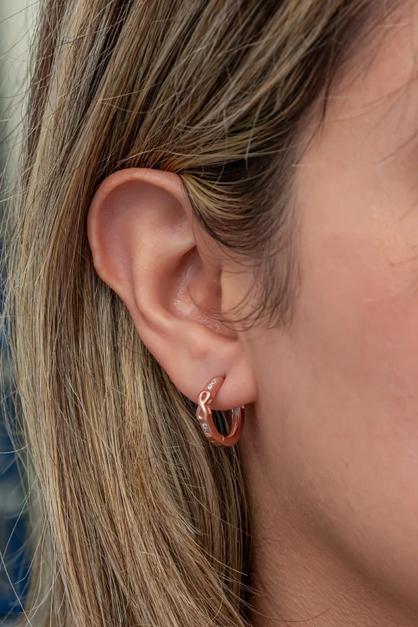 925 Ayar Gümüş Rose Kaplama Sonsuzluk Detay 15 mm Halka Küpe - Resim 2