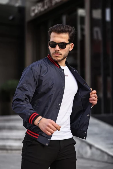 Göğsünde Kırmızı Renk Amblem Detaylı Spor Model Kolej Mont Lacivert Renk - 10