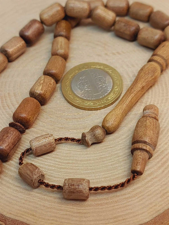 Ceviz Ağacı 33lük Tesbih 8*12mm Kapsül Kesim Usta İşçilikli (49138) - Resim 3
