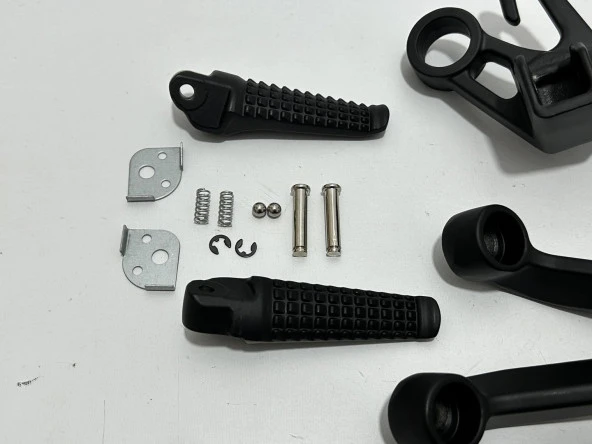 Suzuki GSXR 1000 Arka Yolcu Ayaklık 2003-2004 - 3