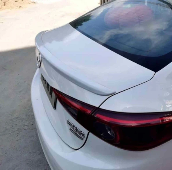 Mazda 3 Boyalı Spoiler (Pianoblack) 2015+ sonrası modellere uyumlu - 2