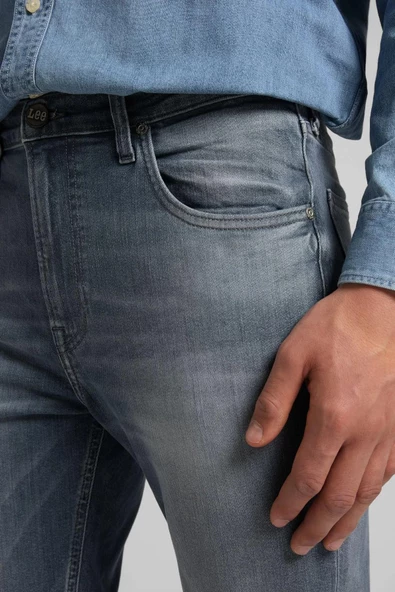 Lee Austin Regular Tapered Erkek Jean Pantolon  L733NKUQ - 5