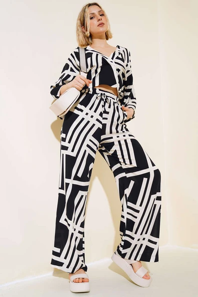 Çizgi Desenli İkili Takım Siyah ürün görseli 1