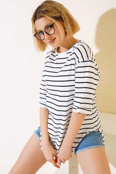 Çizgili Kısa Kol T-shirt Siyah ürün görseli 1